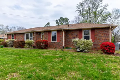 117 Elnora Dr, Hendersonville, TN 37075