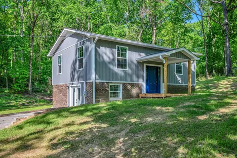 120 Bern St, Waverly, TN 37185