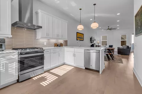 1011 44th Ave N #5, Nashville, TN 37209