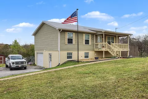 242 Thorne Cir SE, Cleveland, TN 37323
