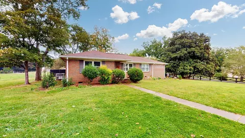 600 Lewis Ave, Shelbyville, TN 37160