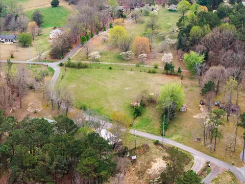 2686 Bellar Rd, Greenbrier, TN 37073