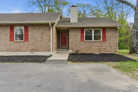 4644 Woodside Dr, Old Hickory, TN 37138