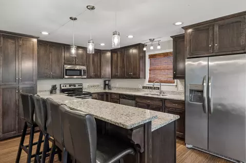 120 Rice Rd, Hendersonville, TN 37075