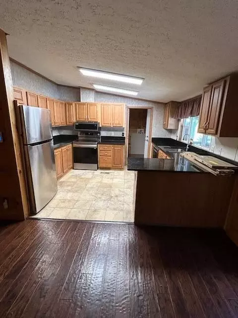219 Womble Rd, Farner, TN 37333 photo 3