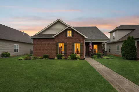 188 Whitman Aly, Clarksville, TN 37043