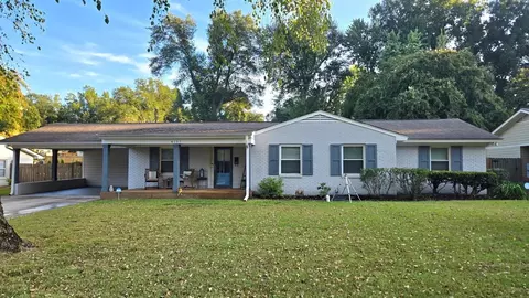 4151 Barfield Rd, Memphis, TN 38117