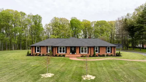 1747 Allen Ferry Rd, Smithville, TN 37166