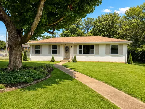 1104 Irving Ln, Clarksville, TN 37040