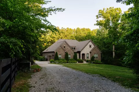 8012 Rose Ridge Pvt Ln, Fairview, TN 37062