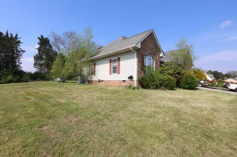 Exterior - 120 Settlers Ln, Talbott, TN 37877 photo 4 of 6