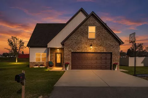 235 Villa St, Smithville, TN 37166