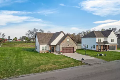 235 Villa St, Smithville, TN 37166