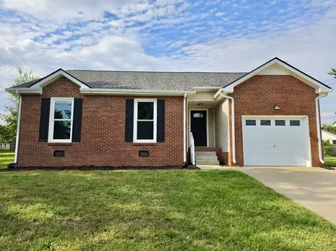 3105 Larson Ln, Clarksville, TN 37043