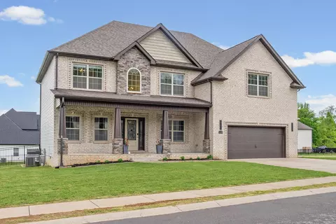 1270 Highgrove Ln, Clarksville, TN 37043