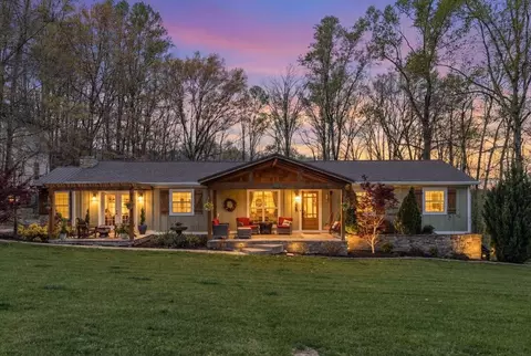 739 Lakeview St, Estill Springs, TN 37330