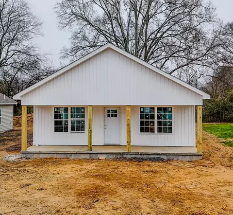 5 Avenue E, Dalton, GA 30721