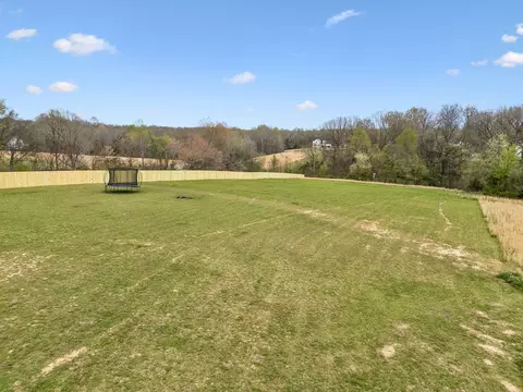 Exterior - 114 Ruby Grant Ln, Southside, TN 37171 photo 5 of 13