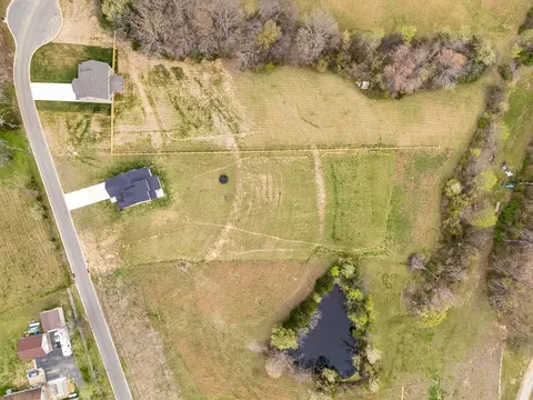 View/Area - 114 Ruby Grant Ln, Southside, TN 37171 photo 5 of 11