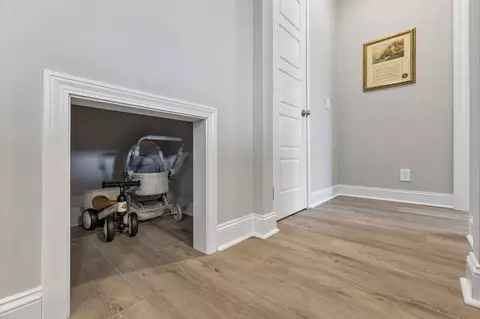 Entry Way - 114 Ruby Grant Ln, Southside, TN 37171 photo 5 of 9