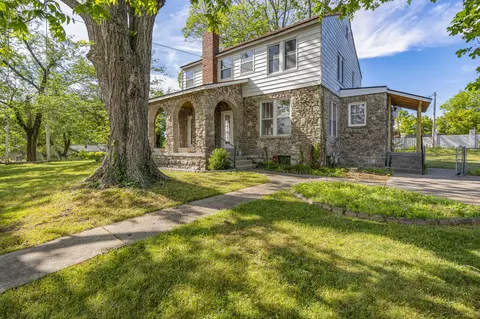 307 College Ave E, Carthage, TN 37030