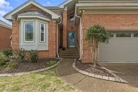 7108 River Park Ct, Nashville, TN 37221
