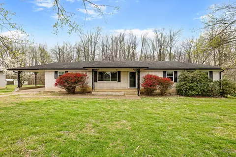 111 Cothron Dr, Lafayette, TN 37083