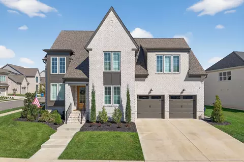 3200 Arundel Ln, Thompsons Station, TN 37179