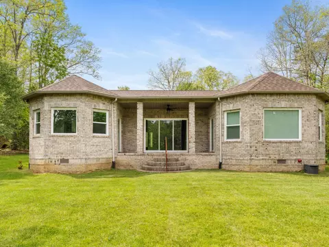 374 Eagle Lake Rd, Coalmont, TN 37313