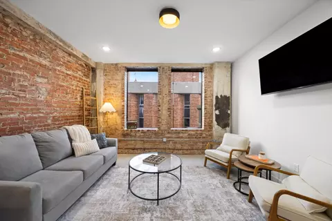 117 E 7th St #706-F, Chattanooga, TN 37402