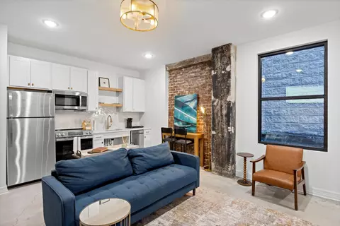 117 E 7th St #407-C, Chattanooga, TN 37402