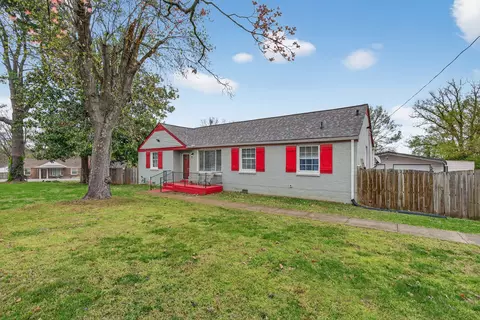 901 Vantrease Rd, Madison, TN 37115