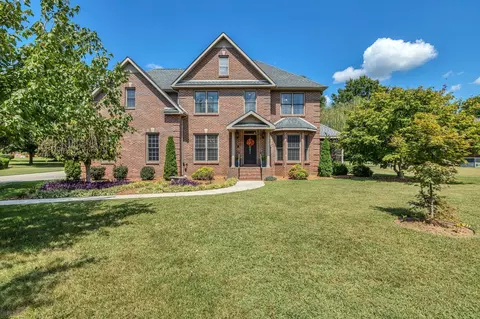 1035 Franklin Heights Dr, Winchester, TN 37398