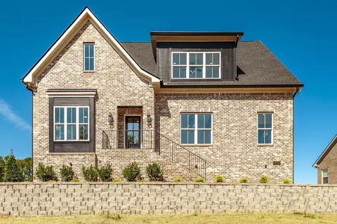 339 Raintree Dr, Hendersonville, TN 37075
