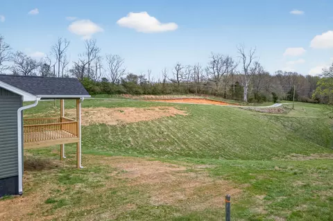 Exterior - 282 Dyer Ridge Rd, Baxter, TN 38544 photo 6 of 8