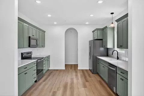 Kitchen - 282 Dyer Ridge Rd, Baxter, TN 38544 photo 3 of 3