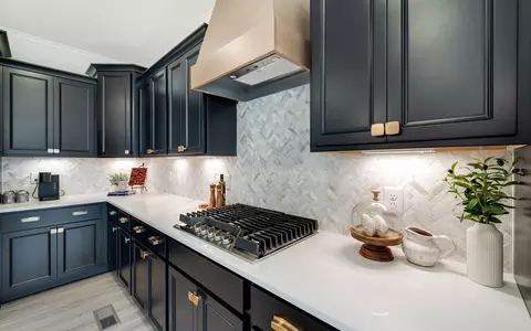 Kitchen - 7904 Pine St, Fairview, TN 37062 photo 6 of 7