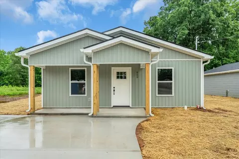 900 E Decherd St, Tullahoma, TN 37388