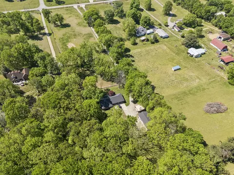 View/Area - 660 Allisona Rd, Eagleville, TN 37060 photo 6 of 10