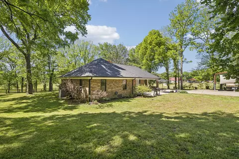 Exterior - 660 Allisona Rd, Eagleville, TN 37060 photo 24 of 31