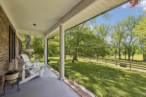 Exterior - 660 Allisona Rd, Eagleville, TN 37060 photo 4 of 31