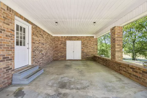 Exterior - 660 Allisona Rd, Eagleville, TN 37060 photo 7 of 31