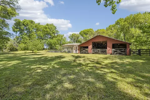 Exterior - 660 Allisona Rd, Eagleville, TN 37060 photo 20 of 31