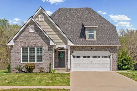125 Cottage Ln, Clarksville, TN 37043