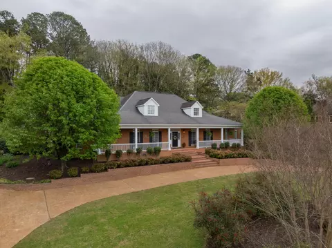 615 Hidden Forest Dr, Chattanooga, TN 37421