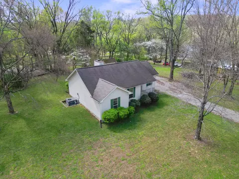 202 Dogwood Hills Dr, Mount Juliet, TN 37122