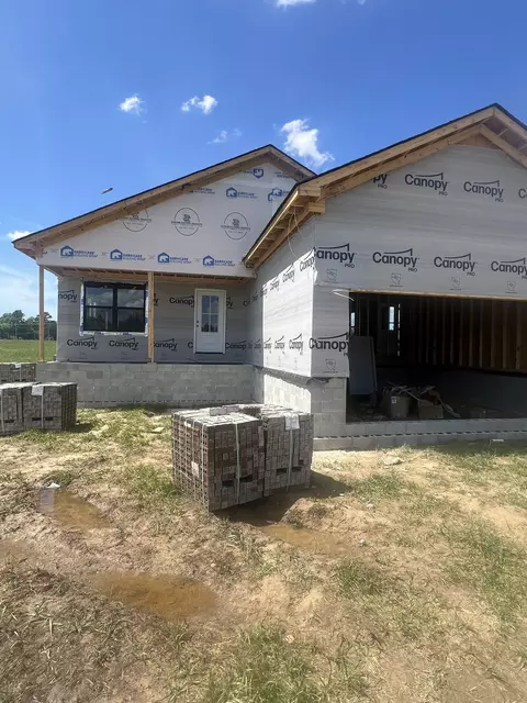 Exterior - 0 Oak St, Morrison, TN 37357 photo 5 of 7