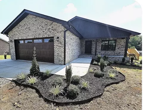Exterior - 0 Oak St, Morrison, TN 37357 photo 2 of 7