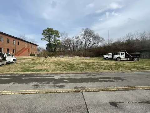 2704 Berrywood, Nashville, TN 37204