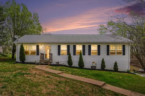 550 Gregory Rd, Westmoreland, TN 37186